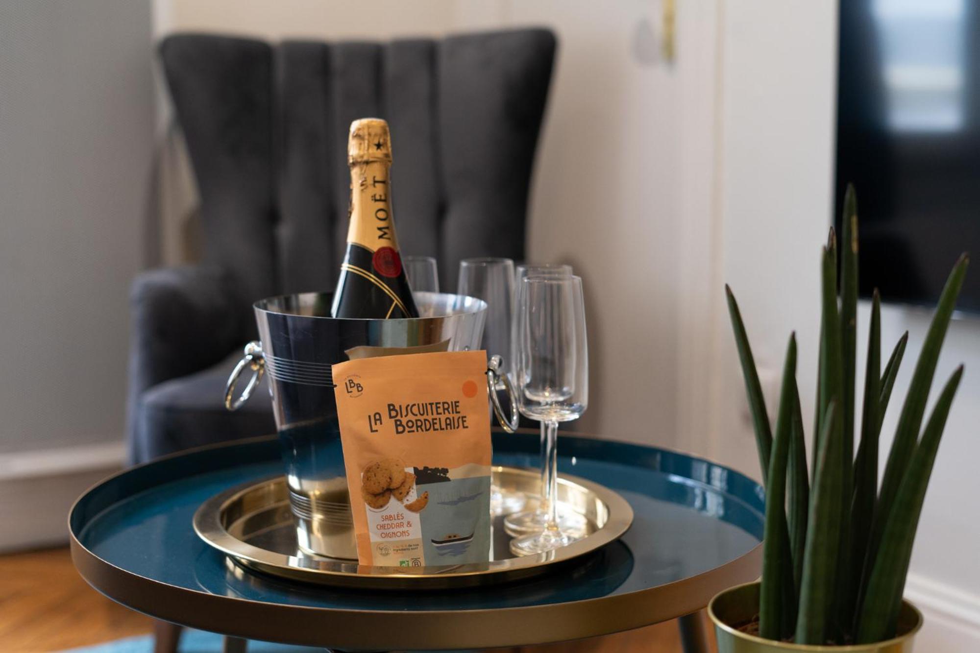 Madeleine'S Top Rated 8 Traveller City Center Bordeaux Appartments المظهر الخارجي الصورة